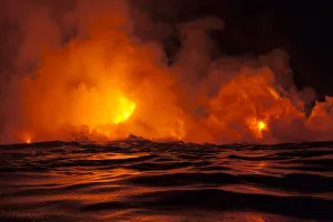 Images Dated 13th February 2013: Kilauea lava flow near former town of Kalapana, Big Island, Hawaii, USA