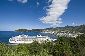 Images Dated 18th February 2011: Kingstown Harbour, St. Vincent & The Grenadines. Sea Princess at dock