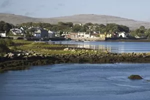 Images Dated 22nd September 2006: Kinvarra, County Galway, Ireland, Town, Coastline