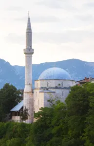 Pointed Prints: Koski Mehmed Pashas Pasa mosque along the Neretva river seen from the old bridge