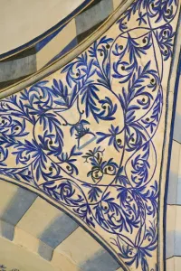 Images Dated 11th May 2007: KOSOVO, Prishtina. Interior designs of the Jashar Pasha Mosque