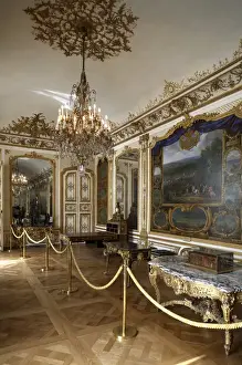 Images Dated 14th August 2008: La Galeire Batailles (The Battle Gallery) in Chateau de Chantilly. Chantilly. France