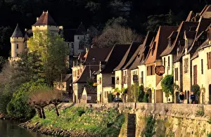 Middle Age Prints: La Roque-Gageac, Dordogne Valley, Dordogne, France