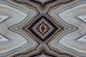 Mineral Prints: Laguna agate kaleidoscope repeating mirror-effect pattern