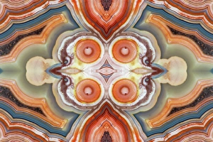 Mineral Prints: Laguna agate kaleidoscope repeating mirror-effect pattern