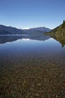 Images Dated 9th July 2007: Lake Kaniere, West Coast, South Island, New Zealand