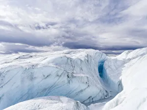 Images Dated 10th September 2017: Landscape on the Greenland Ice Sheet near Kangerlussuaq. Greenland, Denmark