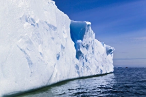 Images Dated 10th September 2009: Landscape of iceberg, American Palmer Station, Antarctica