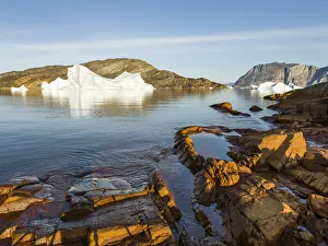 Images Dated 2017 August: Landscape with icebergs in the Uummannaq fjord system, northwest Greenland, Denmark
