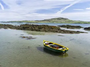 Images Dated 27th June 2014: Landscape on the island of South Uist (Uibhist a Deas) in the Outer Hebrides