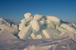 Images Dated 8th April 2006: landscape of jumbled ice on the frozen Arctic ocean, off Herschel island and the