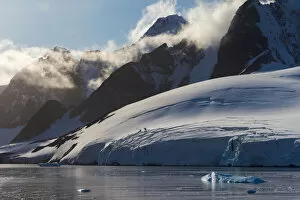 Landscape of snow covered island in South Atlantic Ocean, Antarctica