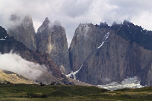 Images Dated 24th April 2009: Landscape of Torres del Paine in mist, Patagonia, Chile