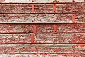 Images Dated 26th July 2021: Latah, Washington State, USA. Peeling red paint on a weathered old barn
