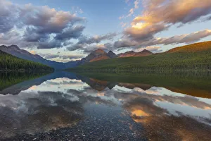 Images Dated 22nd May 2020: Late afternoon at Bowman Lake in Glacier National Park, Montana, USA