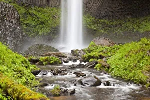 Flowing Water Prints: Latourell Falls