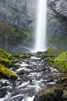 Images Dated 21st February 2015: Latourell Falls and Creek, Columbia Gorge; Oregon; USA