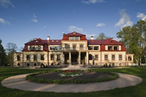 Images Dated 16th May 2010: Latvia, Northeastern Latvia, Vidzeme Region, Gauja National Park, Dikli, Dikli Castle