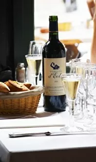 Images Dated 14th October 2005: Le Bistrot des Alpilles restaurant, a bottle of Domaine d Eol on the table. Saint