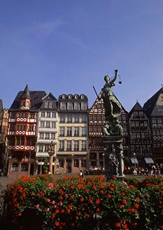 Life in Germany: Romerberg Square. Statue of Justice. Frankfurt