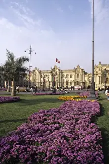 Images Dated 9th August 2012: Life in Peru Palace of Justice San Martin Government Square & garden Lima Peru capital
