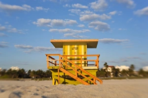 Miami Prints: Lifeguard hut, South Beach, Miami, Florida, USA
