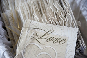 Images Dated 27th March 2009: Lifestyle, Couples, Romance