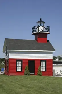 Images Dated 16th July 2008: Lighthouse relocated shore in Douglas near Saugatuck Michigan