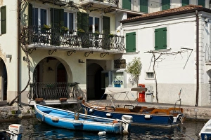 Images Dated 22nd March 2011: Limone del Garda, Lago di Garda, Lombardia, Italy
