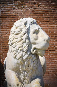 Images Dated 2nd May 2011: Lion statue at the entrance to the Arsenal, Venice, Veneto, Italy