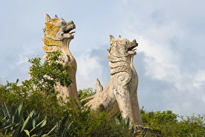 Burma Prints: Lion statues, Shan State, Myanmar