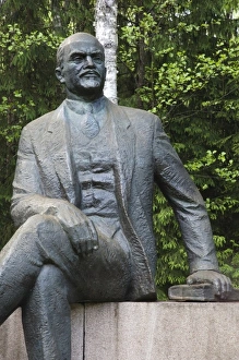 Images Dated 25th May 2010: Lithuania, Southern Lithuania, Grutas, Grutas Park, sculpture park of former Communist-era