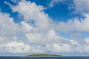 Images Dated 20th June 2011: Little island with a white sand beach in Haa'apai