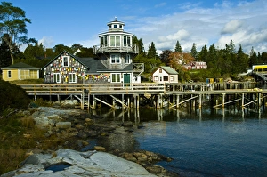 Images Dated 1st October 2009: Lobstering and fishing port of Barnard Maine