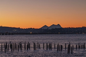 Astoria Prints: Looking at Astoria