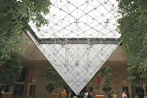 Images Dated 25th September 2005: Louvre Museum. Paris. France. Europe