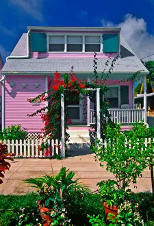Images Dated 21st April 2005: Loyalist home from the 1900s in Hope Town, Elbow cay, Abaco Islands, Bahamas