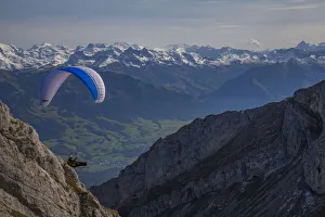 Images Dated 24th September 2017: Lucerne, Switzerland. Paragliding off Mt. Pilatus