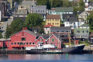 Images Dated 6th August 2006: Lunenberg, Nova Scotia, Canada. canada, canadian, nova scotia, lunenberg, harbor