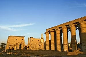 Images Dated 20th November 2005: Luxor Temple at sunset, modern day Luxor or ancient Thebes, Egypt