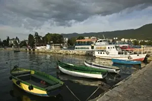 MACEDONIA, Ohrid. Lake Ohrid Harbor / Late Afternoon