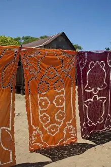 Images Dated 21st December 2010: Madagascar, Island of Nosy Komba (next to Nosy Be) fishing village of Ampangoriana