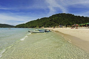 Images Dated 11th June 2010: Malaysia, Perhentian Islands, Perhentian Kecil, beautiful white sand beach