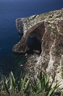 Images Dated 28th March 2010: Malta, Southeast, Wied iz-Zurrieq, Blue Grotto rock formation