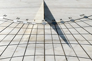 Images Dated 8th March 2024: Marbella, Spain. Sundial on a plaza in Marbella