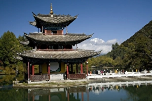 Yunnan Prints: Marble bridge over pond