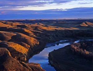 Images Dated 28th May 2010: The Marias River near Shelby Montana