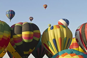 Images Dated 30th September 2011: Mass ascension at the Albuquerque Hot Air Balloon Fiesta, New Mexico