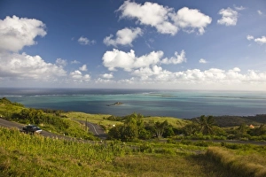 Images Dated 18th October 2008: Mauritius, Rodrigues Island, Pompee, Ile Hermitage from the Port Sud-Est road