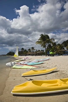 Beach Front Prints: Mauritius, Western Mauritius, Flic en Flac, beach boats